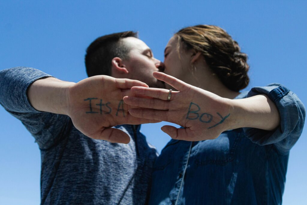Throuple guide to communication, boundaries, emotional connection, and healthy relationships.