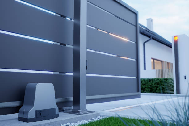 What Is the Difference Between Swing Gates and Sliding Gates?